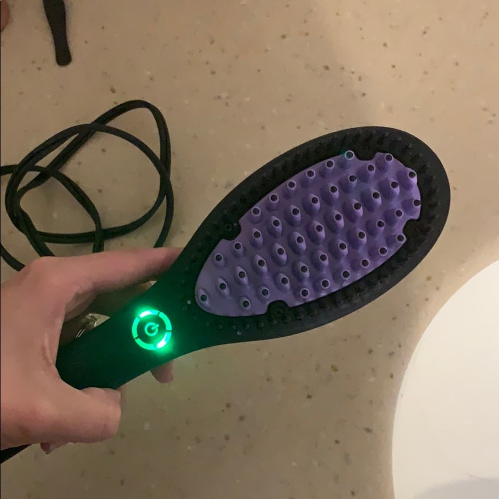 ❌SOLD on Ⓜ️❌Dafni straightening brush *like new* - Picture 5 of 6